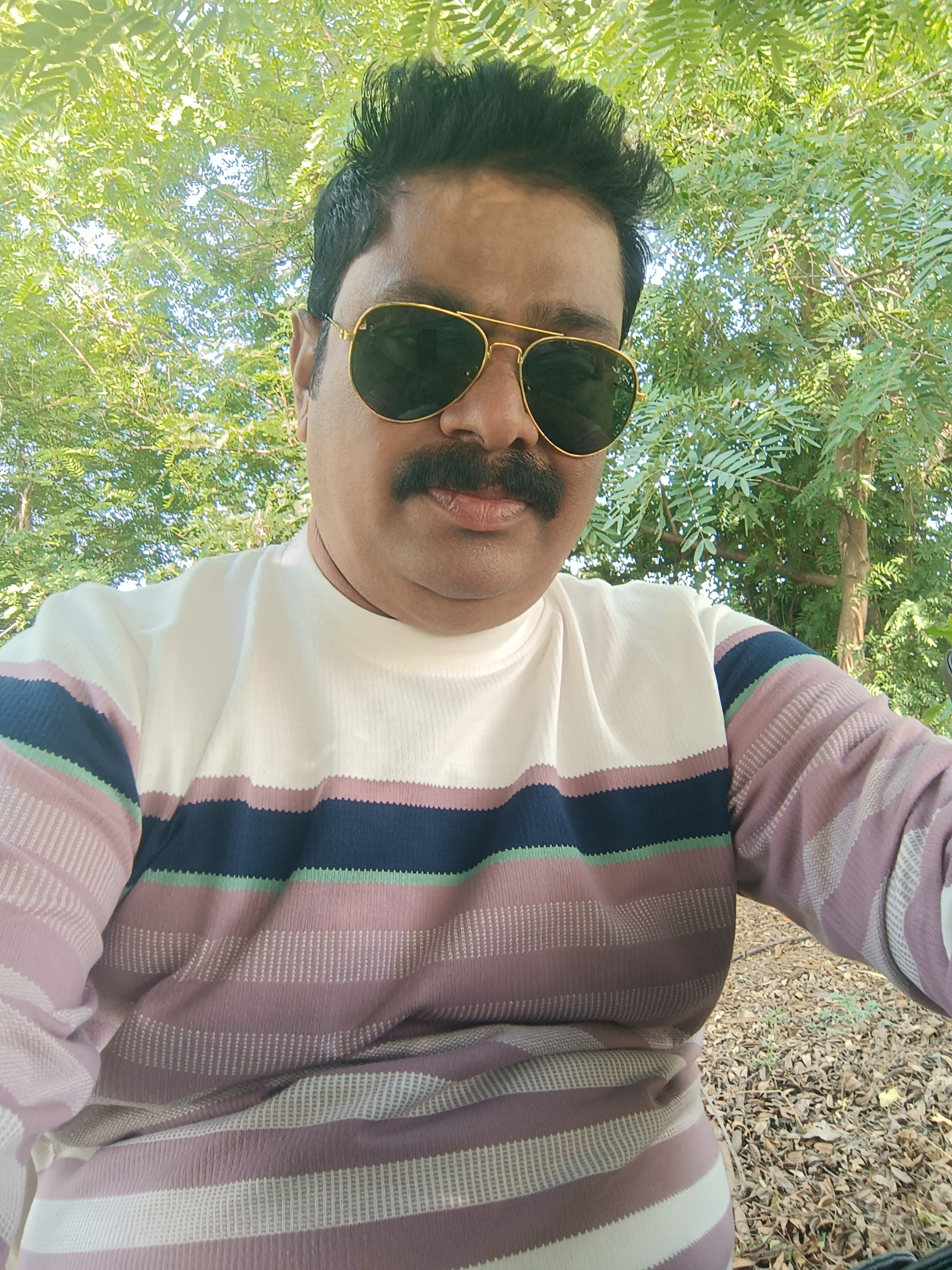 Rajesh harichand kangali 8484855443