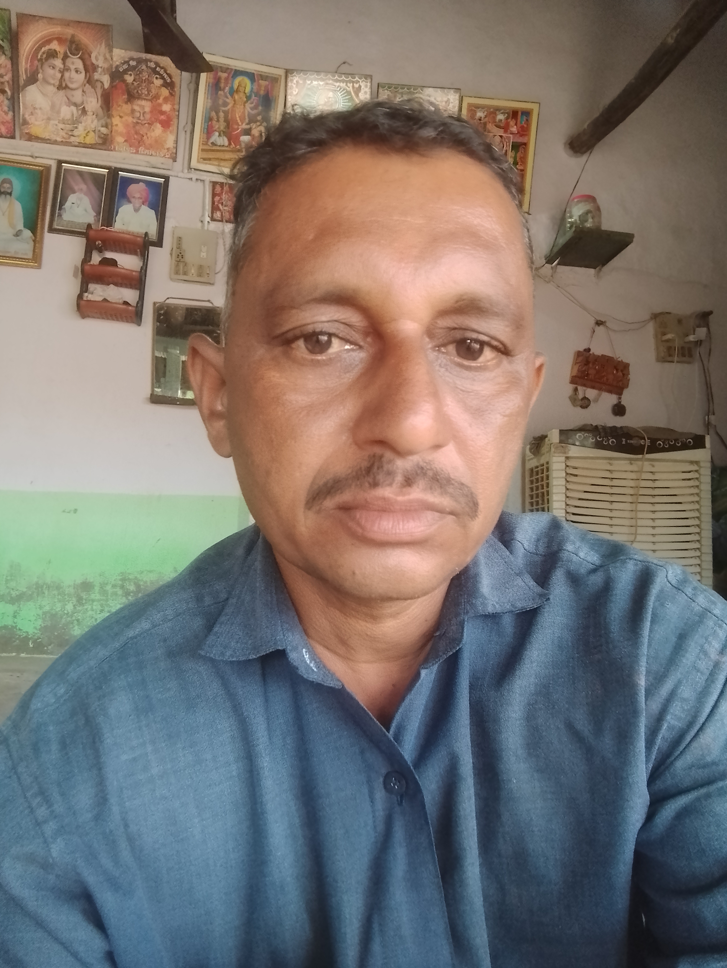 Shiyaliya Dhirabhai Gelabhai