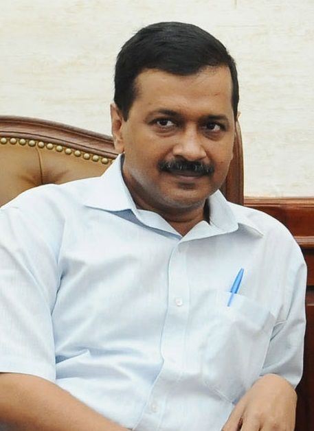 Kejriwal, Bhagwant Mann Arrive in Amritsar for Religious Event