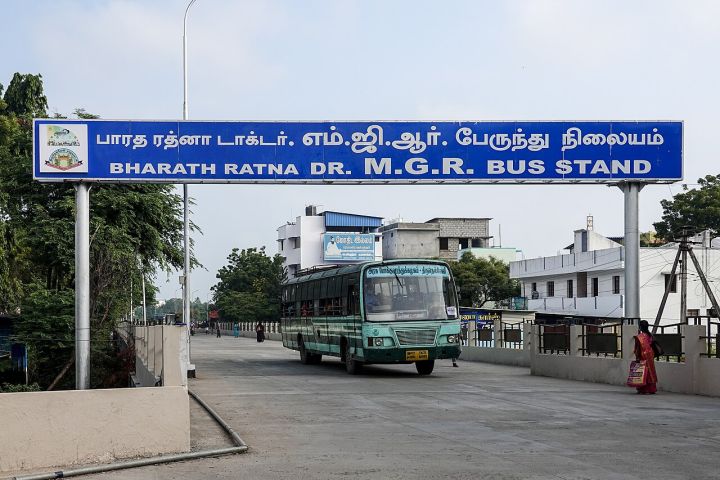 Woman Murdered by Relative at Bus Stand in India, Police Point to One‑Sided Love