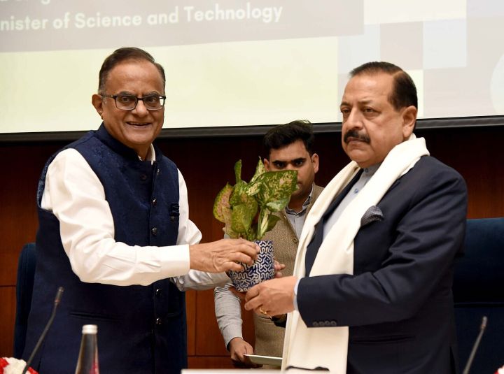 Union Minister, Nagaland Minister Discuss Lavender Agri-Entrepreneurship