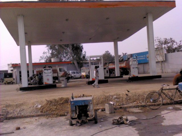 Delhi Sees Rise in Premium Petrol Demand