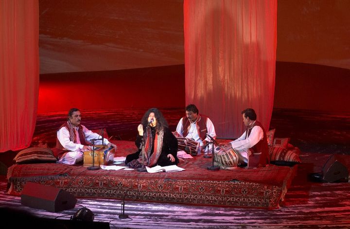 Abida Parveen and Asim Azhar Light Up Karachi with a Musical Evening
