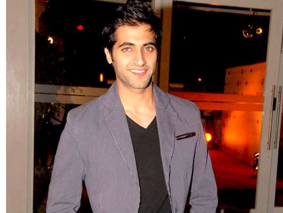 Akshay Oberoi Praises Experience Working with Neeraj Pandey and Manoj Bajpayee