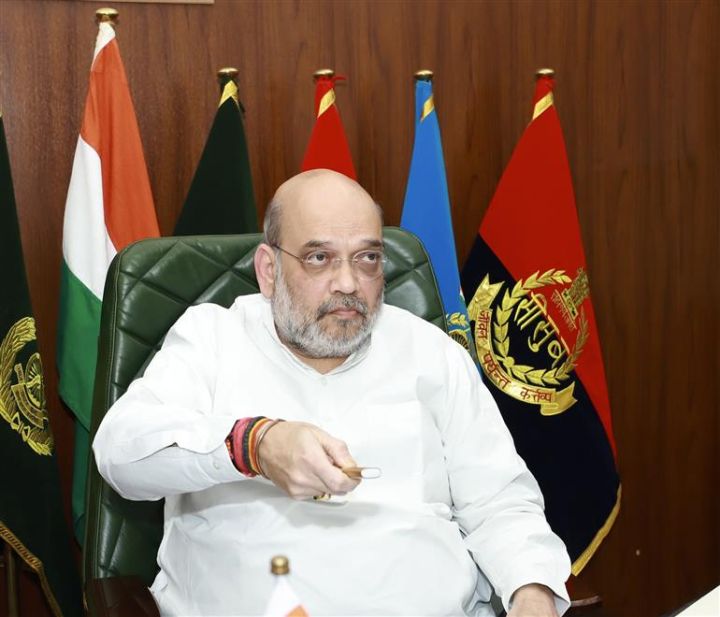 Amit Shah Reviews Gujarat Development Projects, Orders Timely Completion
