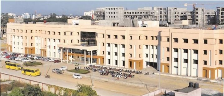 Chhattisgarh CM Inaugurates Projects Worth Over ₹103 Crore at Raipur Medical College