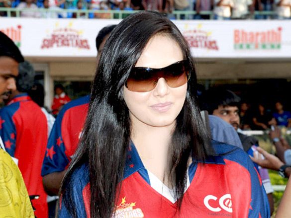 Sana Saeed Opens Up On Bulimia