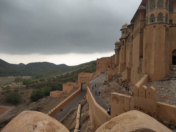 Heavy Showers Expected in Eastern Rajasthan from Aug 27, Six Districts Alerted