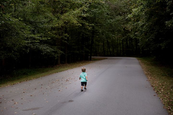Toddler Dies in Road Accident