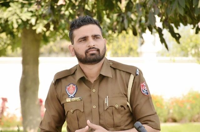 Rajasthan Police Seize Heroin, Pistols