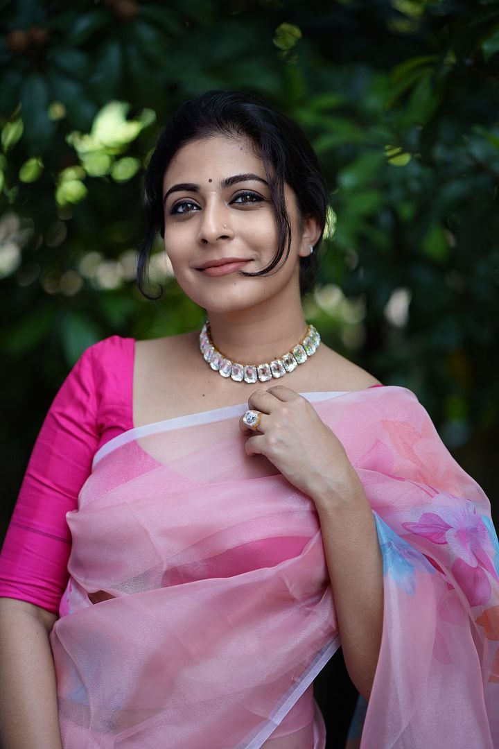 New Thriller Series 'Anali' to Debut on JioHotstar with Leona Lishoy and Nikhila Vimal