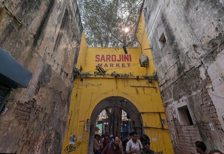 Crowds Flock to Sarojini Nagar Market for Sweets on Raksha Bandhan