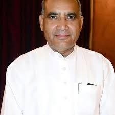 BJP MLA Ramnivas Shah’s Car Allegedly Washed by Fire Brigade in Singrauli, Video Sparks Outcry