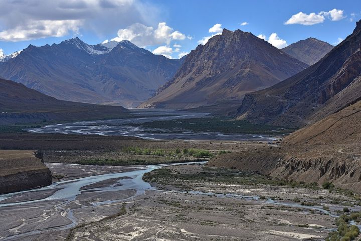Flash floods wash out roads in Lahaul‑Spiti district of Himachal Pradesh