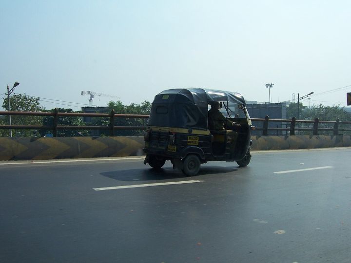 Maharashtra Autorickshaw Drivers Fail Test