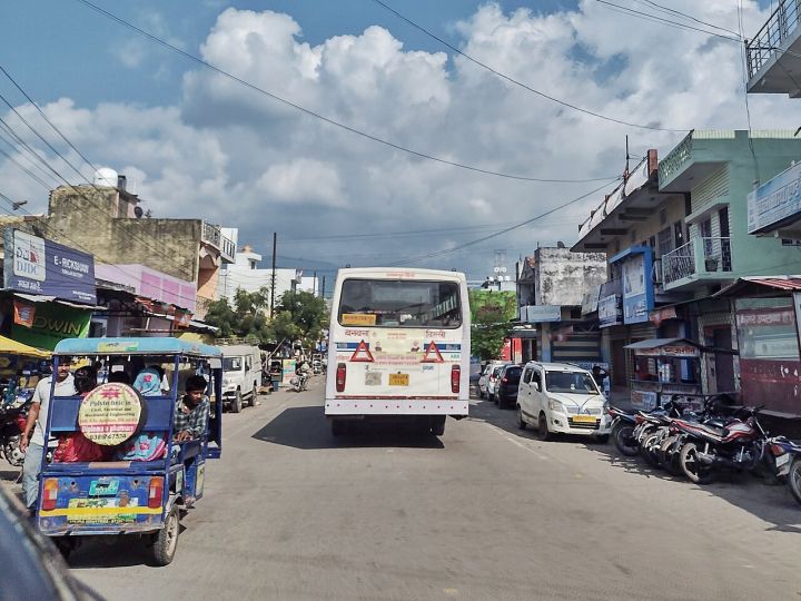 Uttarakhand Leads Himalayan States with 221 EV Charging Stations in Five Years