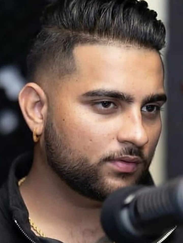 Karan Aujla Confronts Fan After Jacket Is Thrown at Him During Australia Concert