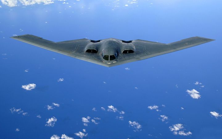 US Eyes B-2 Stealth Bomber Deployment Toward Iran Amid Rising Tensions