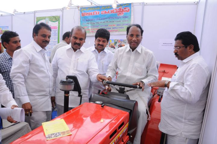 AP Secures 25.1 Lakh MT Fertilizer for Rabi Crop Season