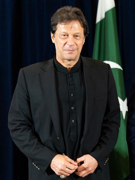 Imran Khan Makes 10-Year Comeback with Netflix Rom-Com 'Adhure Hum Adhure Tum'