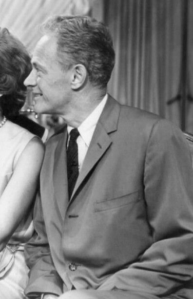 Prince William Posts Rare Princess Diana Photo for Mother’s Day Tribute