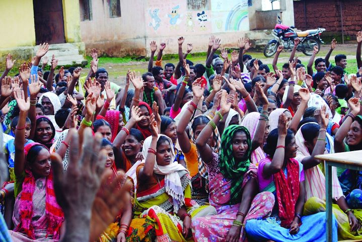 Pregnant Teen Helps Police Uncover Interstate Labour‑Trafficking Ring in Chhattisgarh, Five Arrested