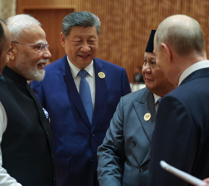 BRICS Adopts Delhi Declaration, Supports Local Currency Trade, Calls for Peace in West Asia