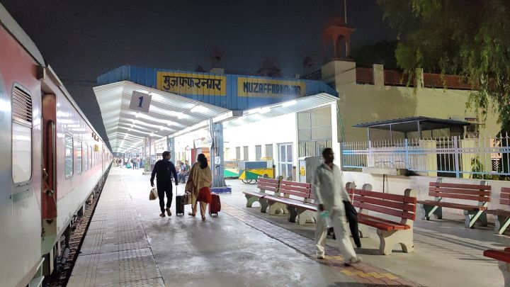 Muzaffarnagar Driver Takes E‑Rickshaw to Spiti Valley, Documents Mountain Views