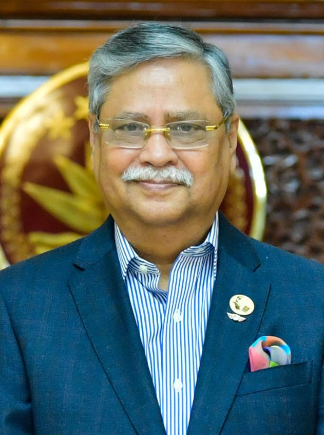 Bangladesh President Urges Prompt Talks to Settle Outstanding Issues with India