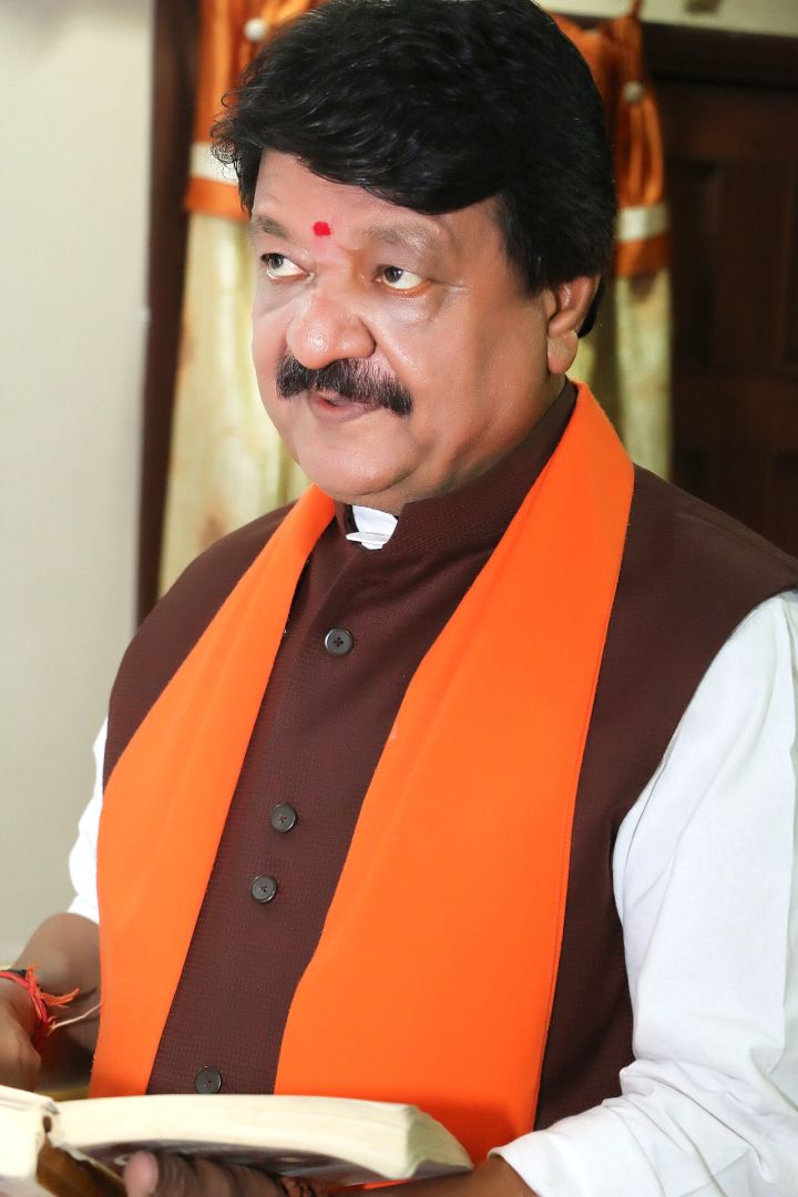 Indore Minister Kailash Vijayvargiya Apologises for Body‑Shape Remark on Councillor Sandhya Yadav