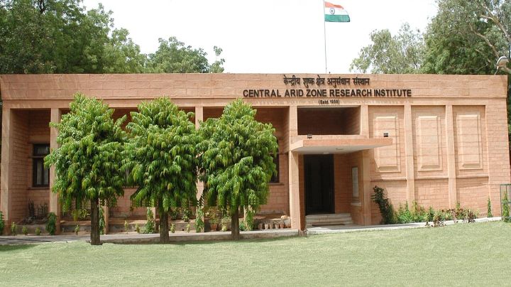 Video Shows Prisoners Holding Kadhi-Puri Party in Jodhpur Central Jail's Ward‑7 Barrack