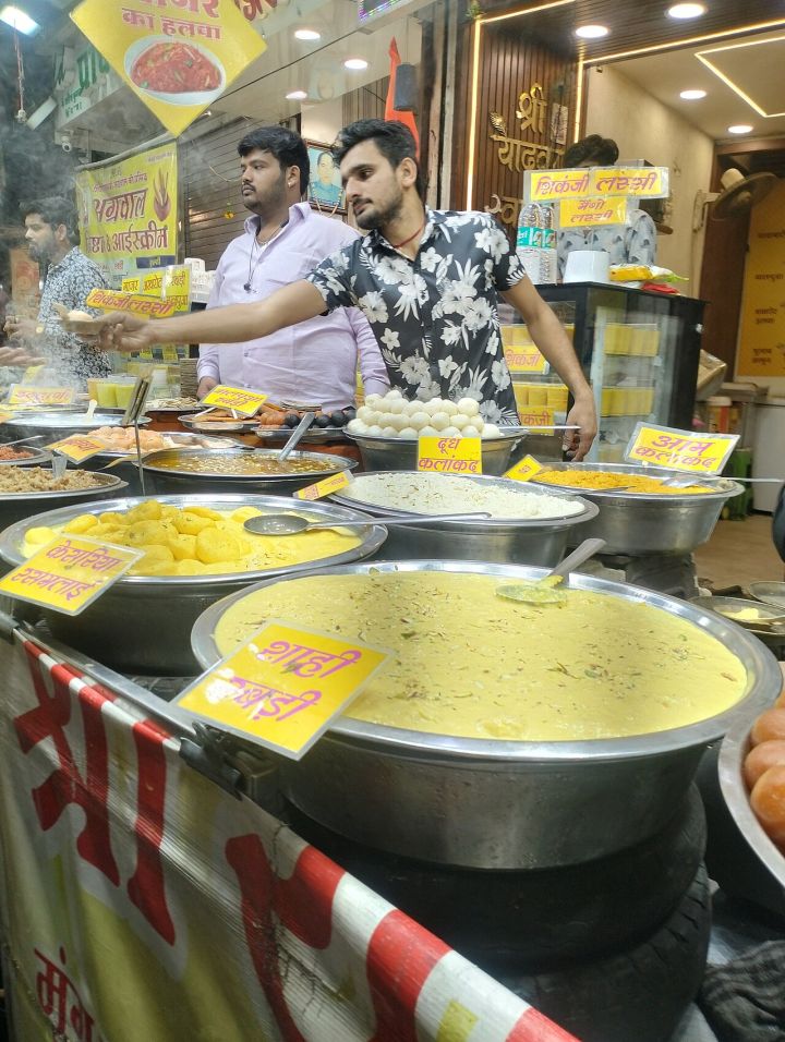 Food Safety Inspectors Find Rodent Remains at Domino's and Other Outlets in Indore