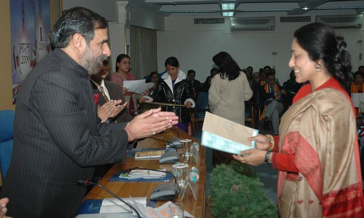 BJP fields first Ward‑3 councilor Anamika Sharma as mayor candidate in Ajmer