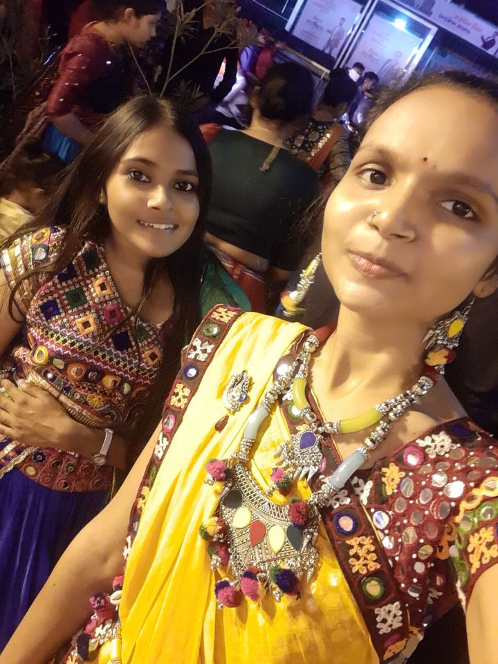 Rental Garba Outfits Gain Popularity Ahead of Navratri