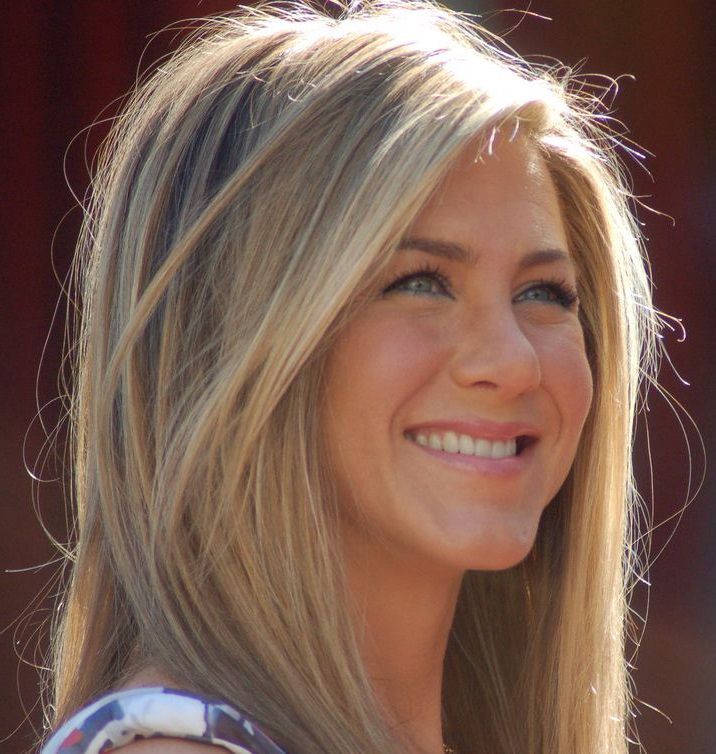 Jennifer Aniston Rumored to Try Salmon Sperm Facial, Sparks Online Debate