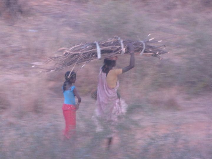 Sugarcane Farmers Block Pune-Bengaluru Highway, Disrupting Traffic