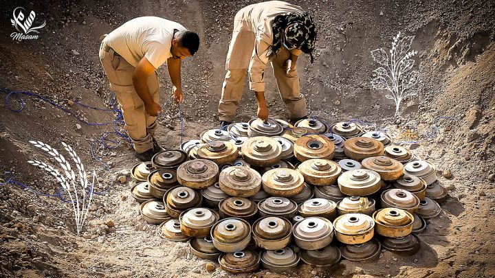 Houthi Missile Hits Yemen Camp, 53 Dead, Video Shows Bodies on Ground