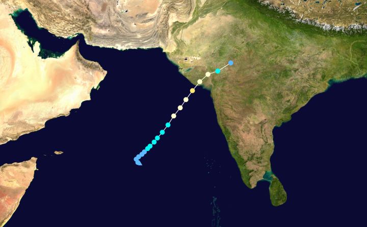 Cyclone Arnab Strikes Andhra Pradesh, Visakhapatnam Faces Record Rainfall and 150 km/h Winds