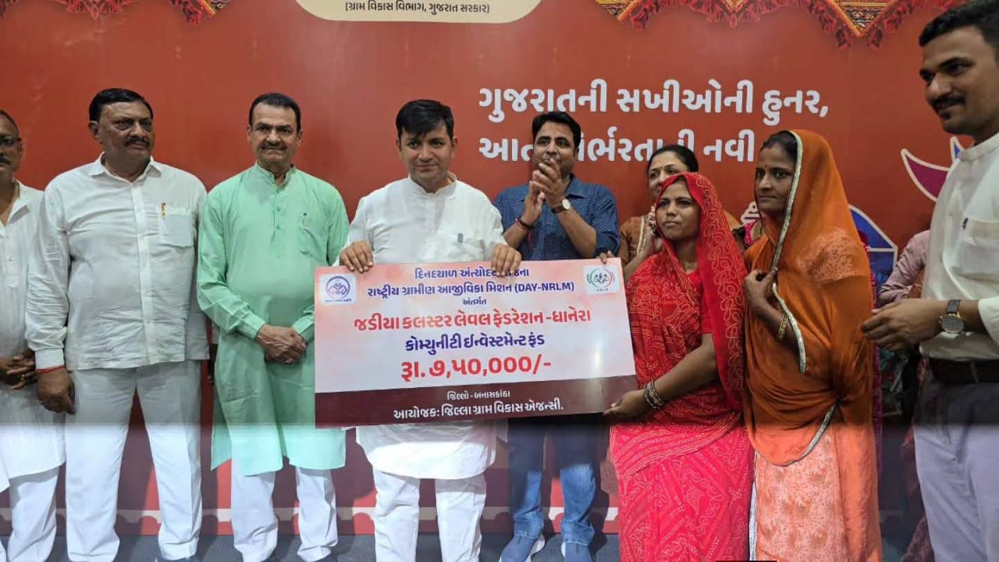 રાજ્ય મંત્રીશ્રી પ્રવીણભાઈ માળીના હસ્તે મેળાનું ઉદ્ઘાટન કરાયું.
