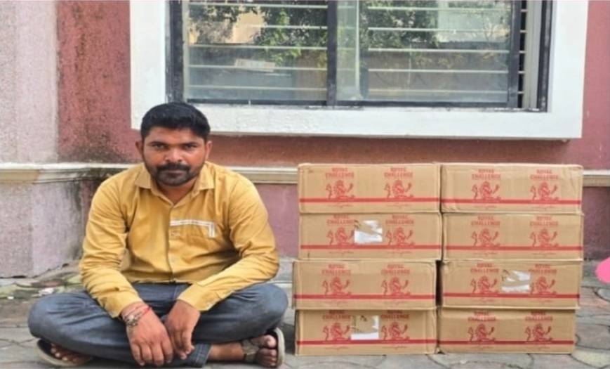 રાજકોટ: નવા થોરાળામાંથી ઈંગ્લિશ દારૂના જથ્થા સાથે એક ઈસમ ઝડપાયો