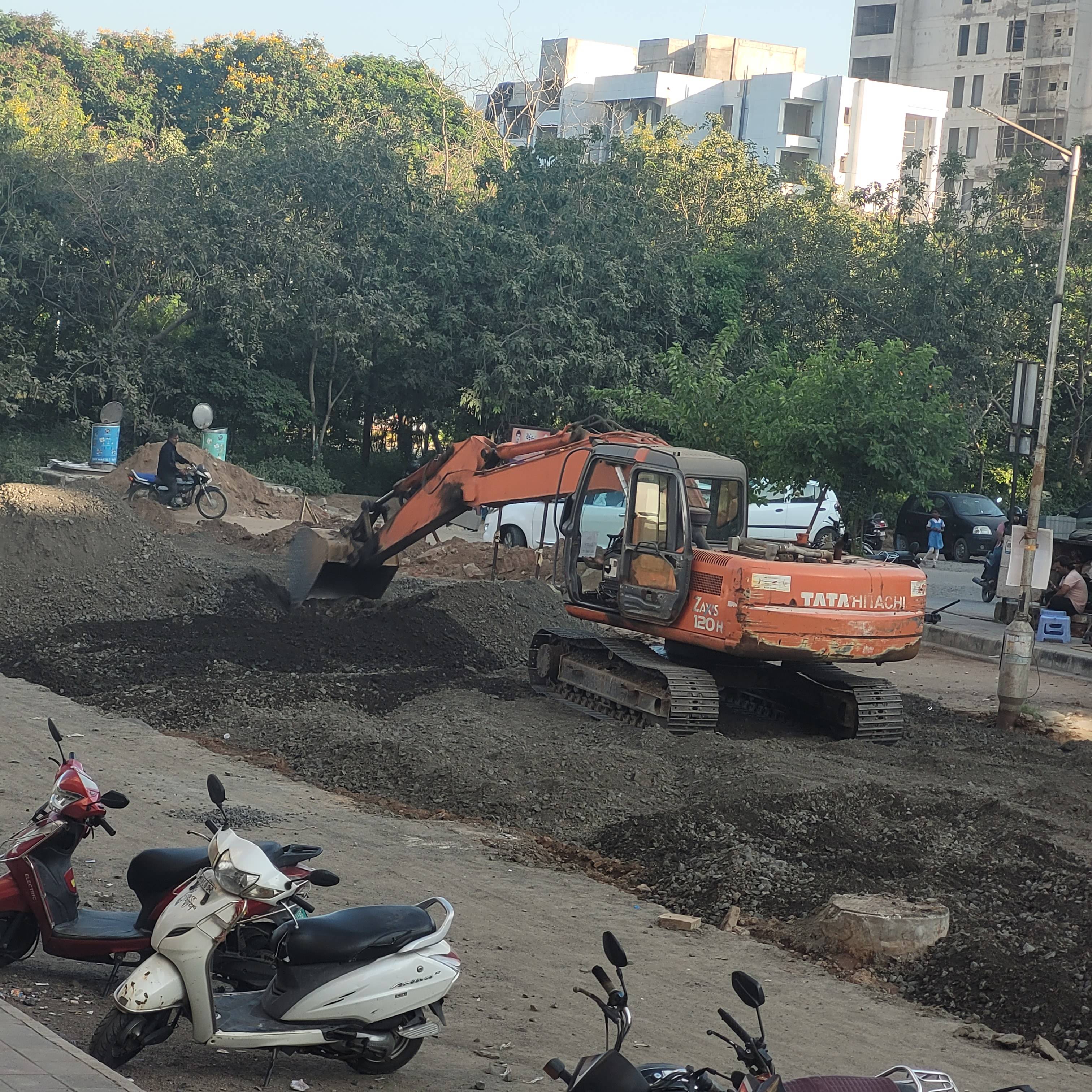 સેક્ટર 11 માં ચાલી રહેલા વિકાસ કાર્યો